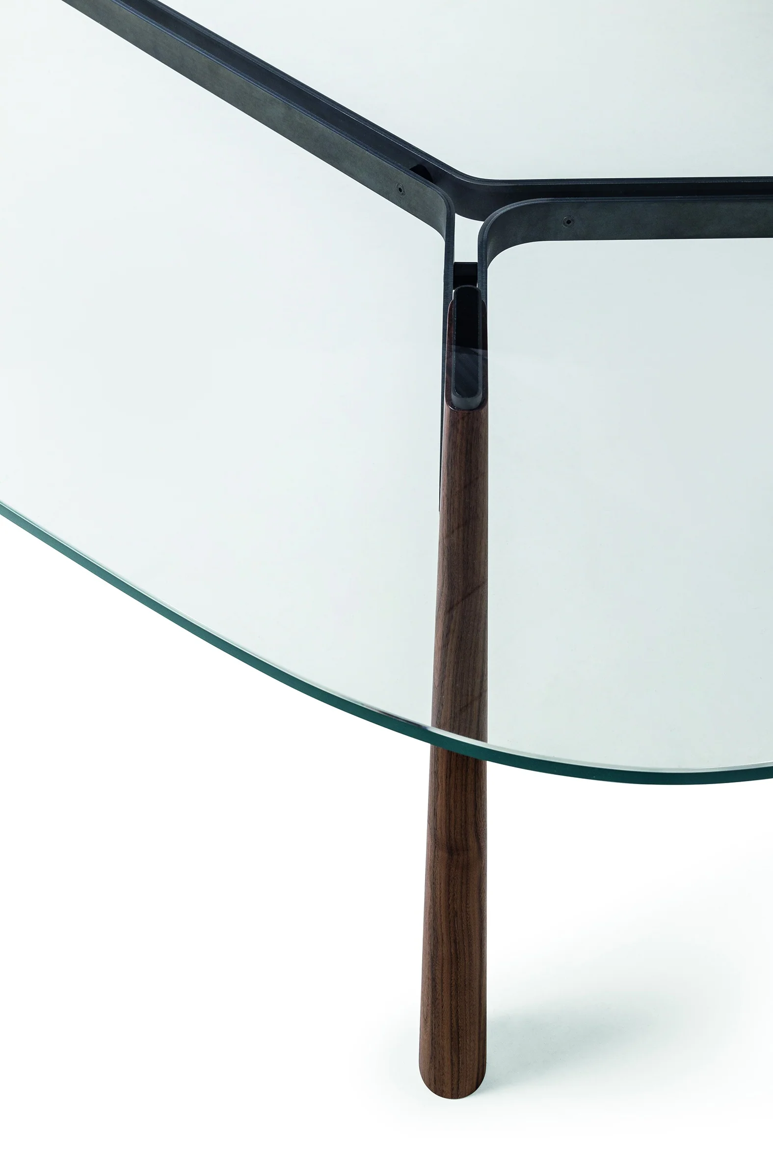 Beleos Dining Table by Bross - Image 6