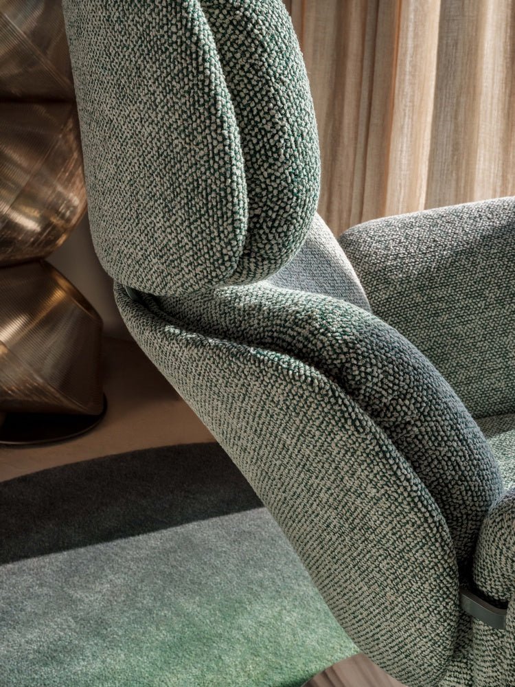 F 550 Disc Base Lounge Chair by Artifort - Image 18