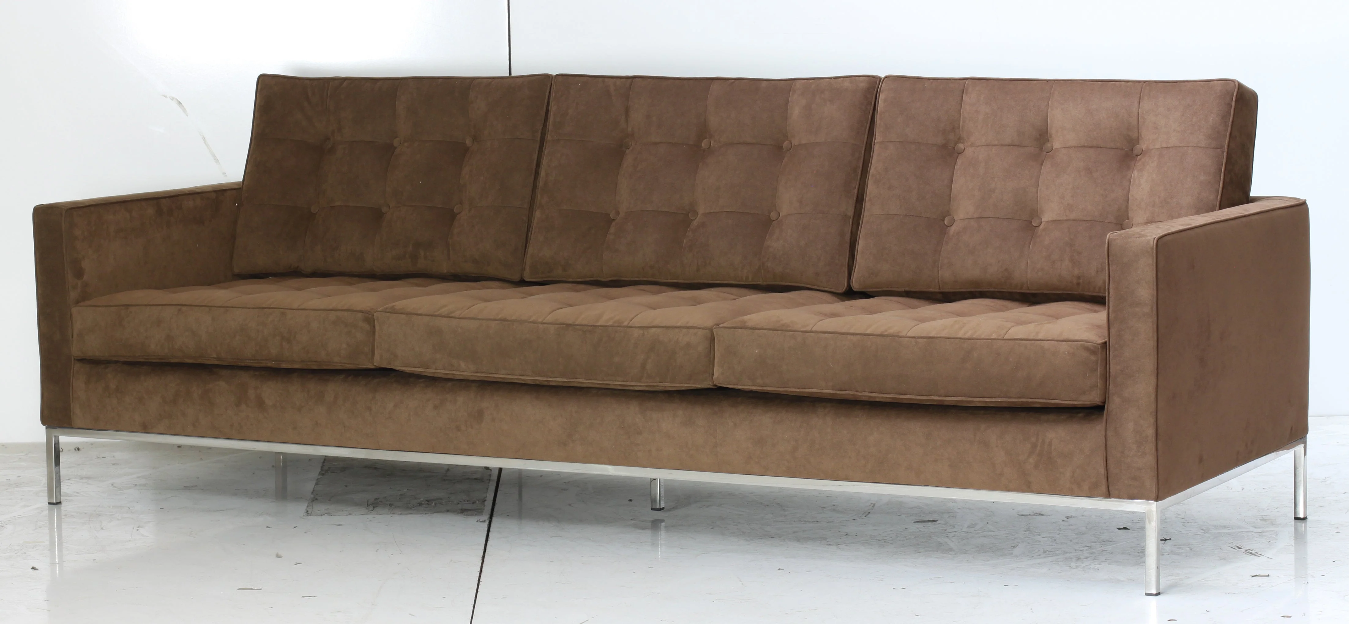 Florence Knoll Three Seat Sofa - Image 20
