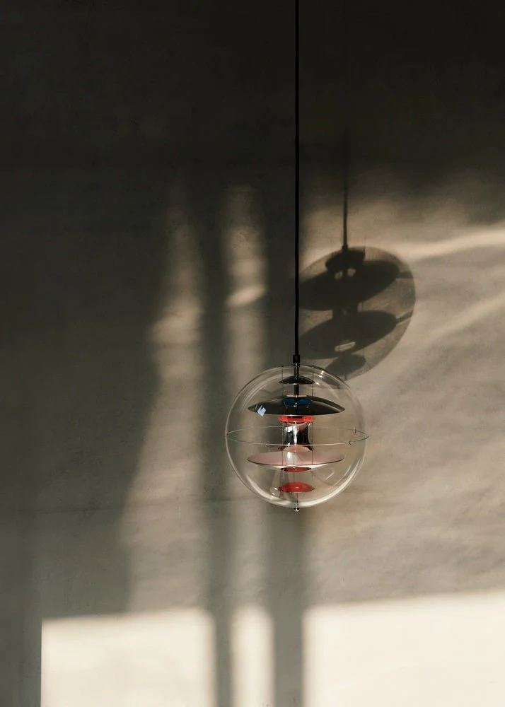 VP Globe Pendant 20" Chrome/Red/Blue by Verner Panton - Image 2